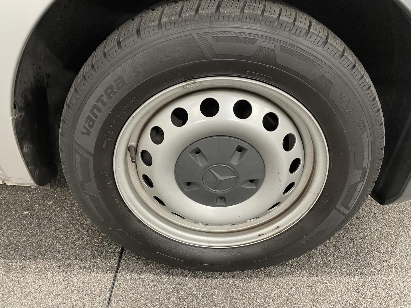 Mercedes-Benz Mercedes-Benz