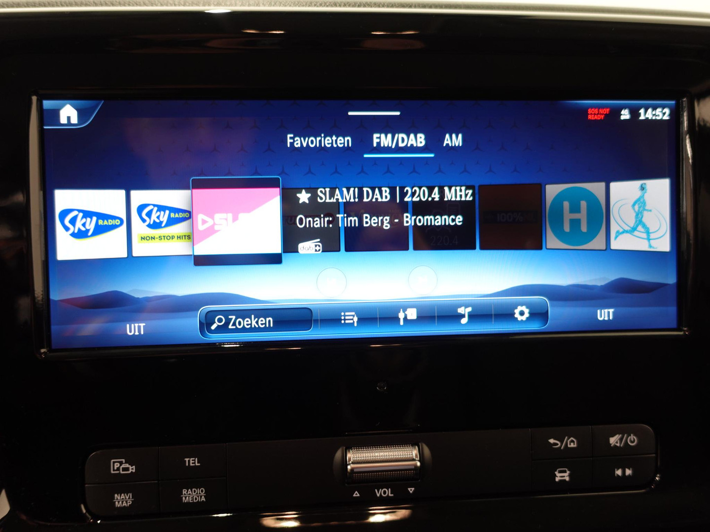 Mercedes-Benz Mercedes-Benz