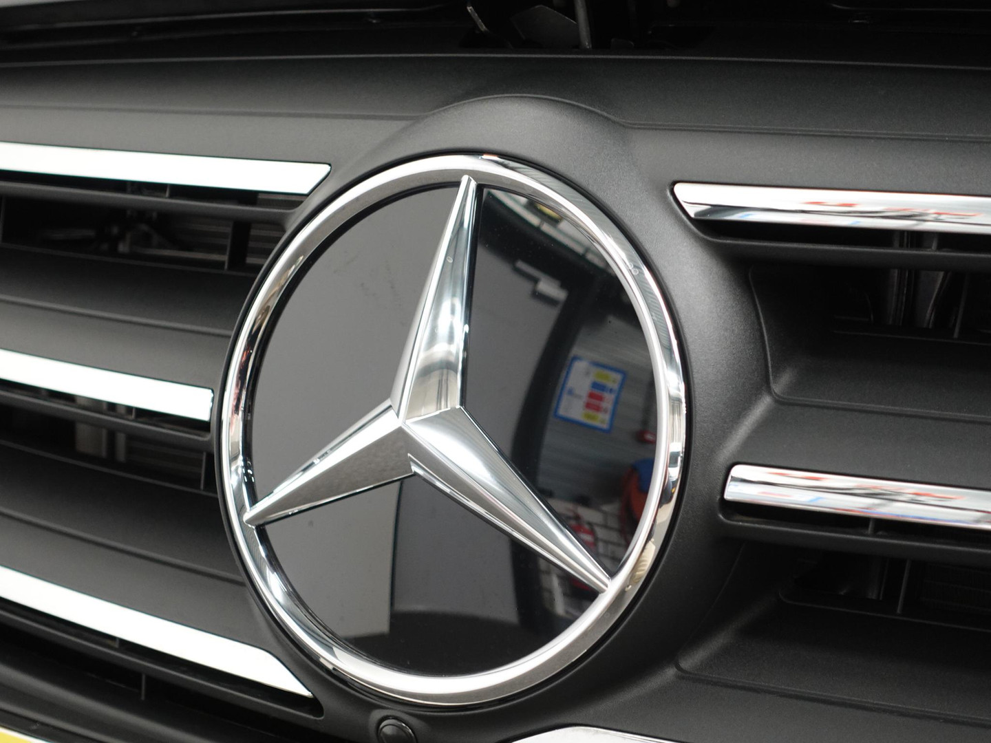 Mercedes-Benz Mercedes-Benz