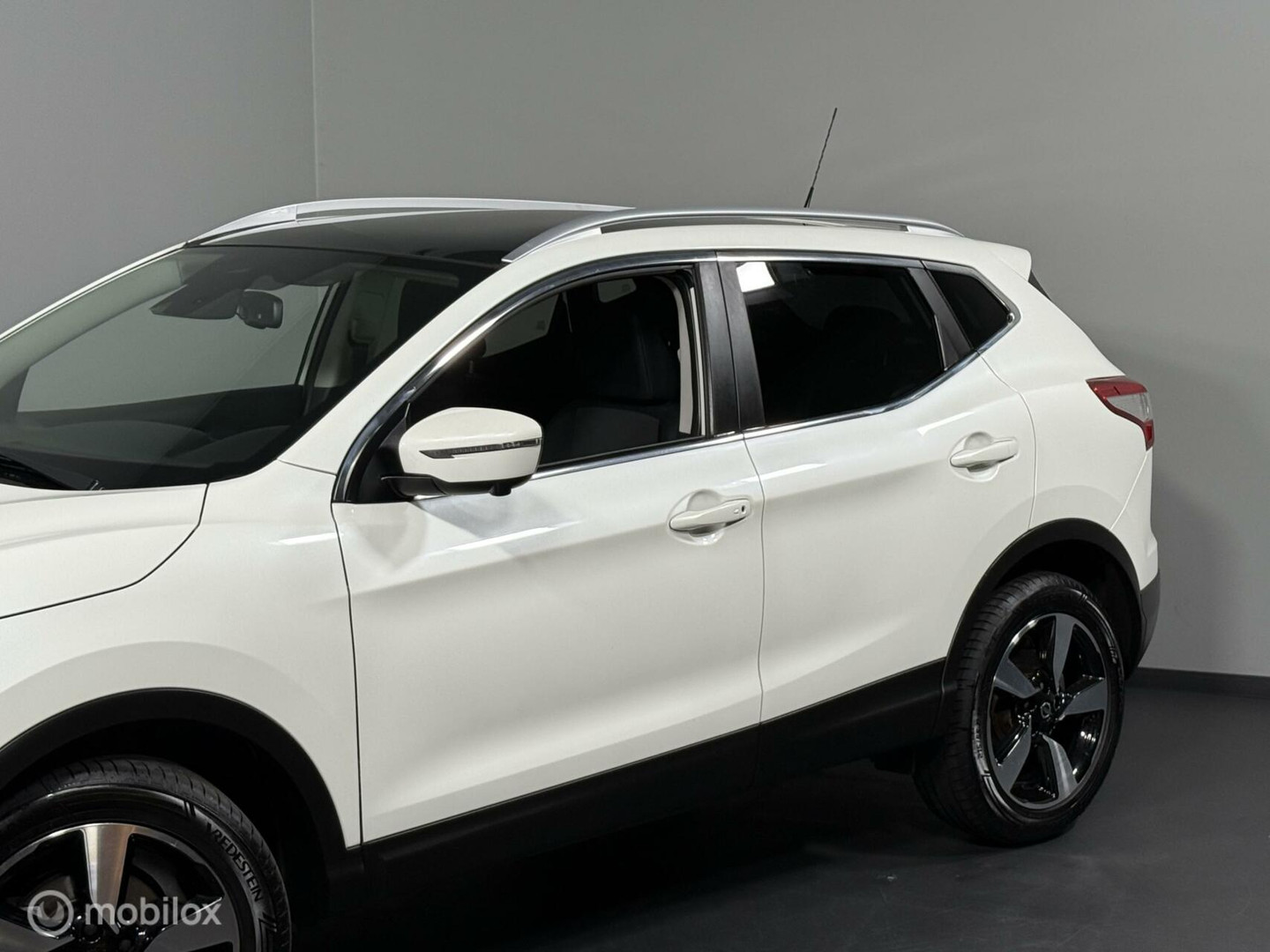 Nissan Nissan