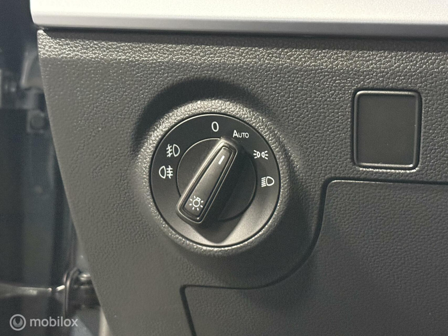 SEAT SEAT