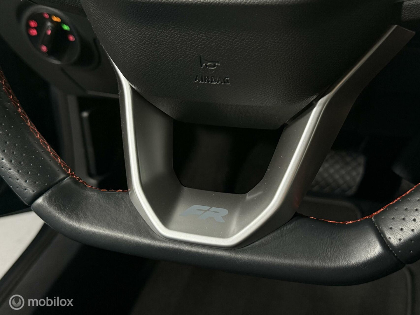 SEAT SEAT