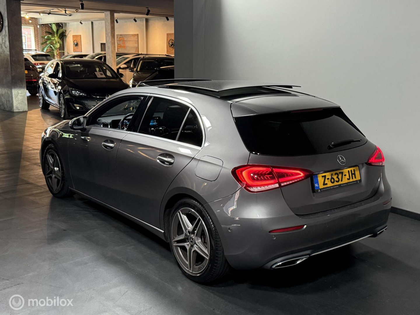 Mercedes-Benz Mercedes-Benz