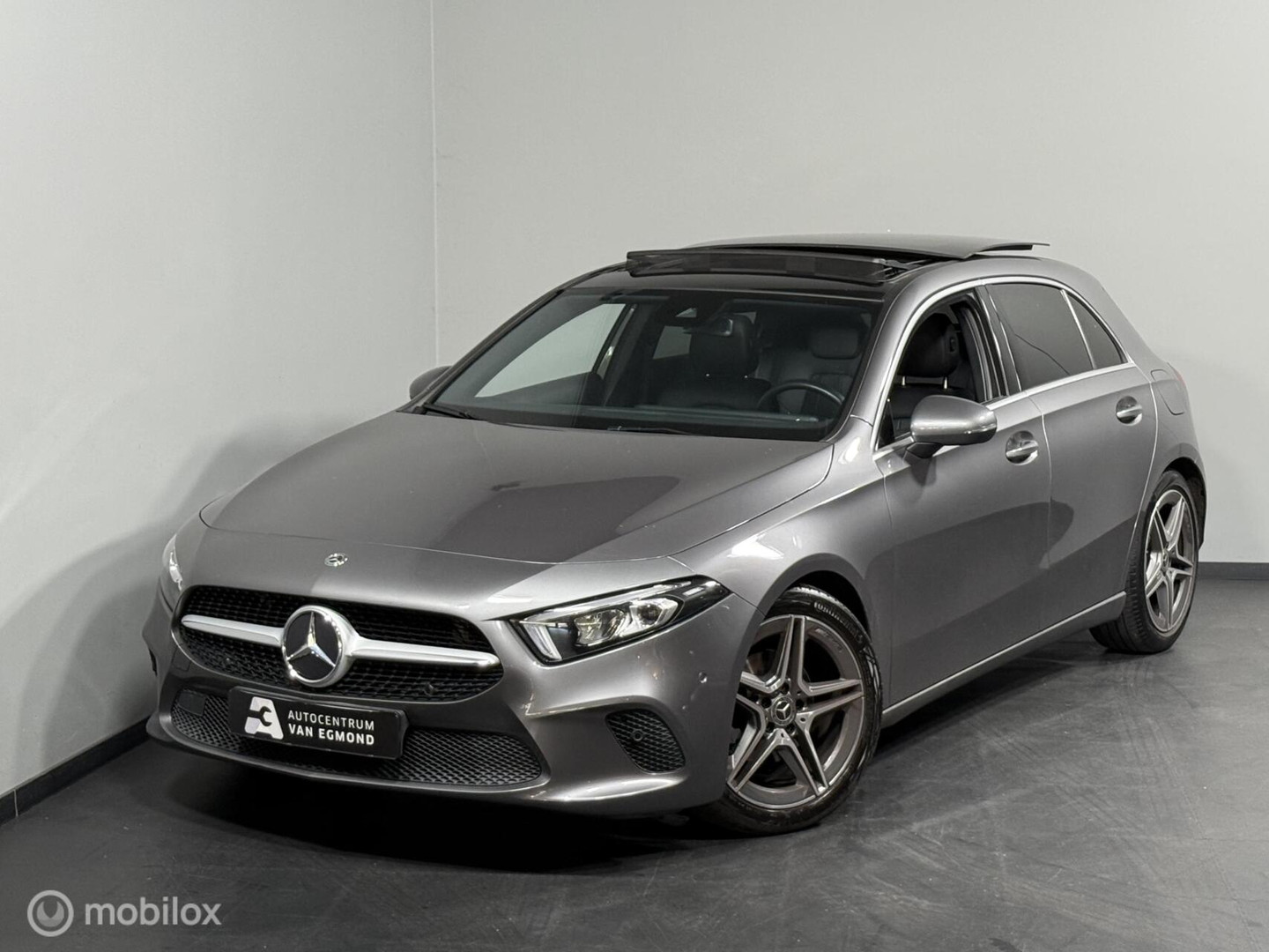 Mercedes-Benz Mercedes-Benz