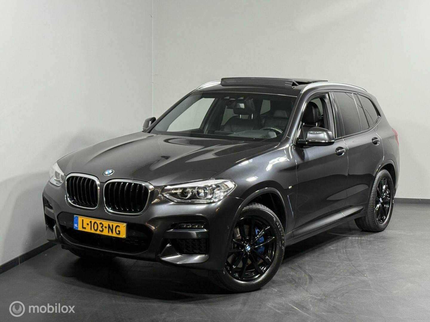 BMW BMW