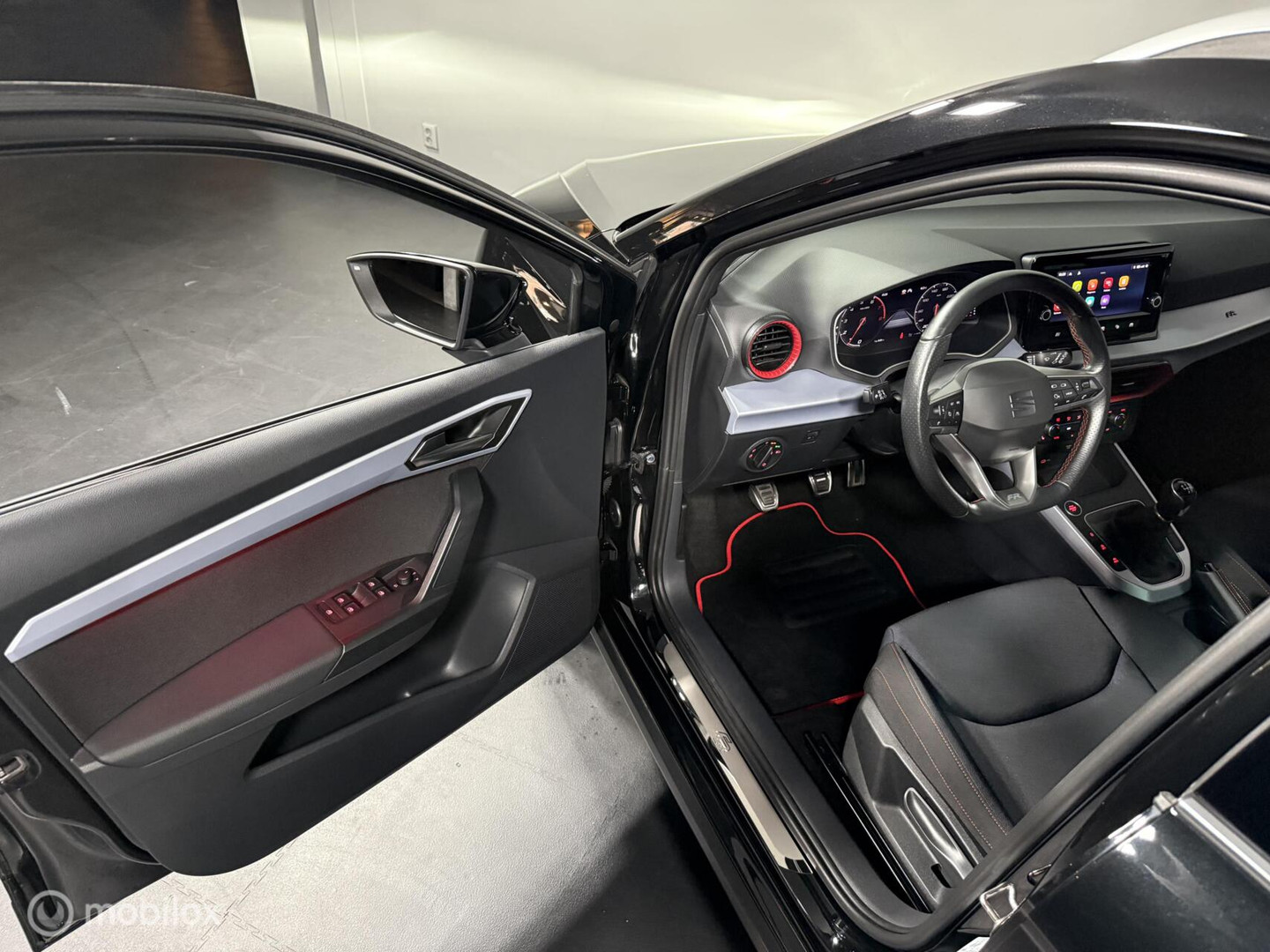 SEAT SEAT