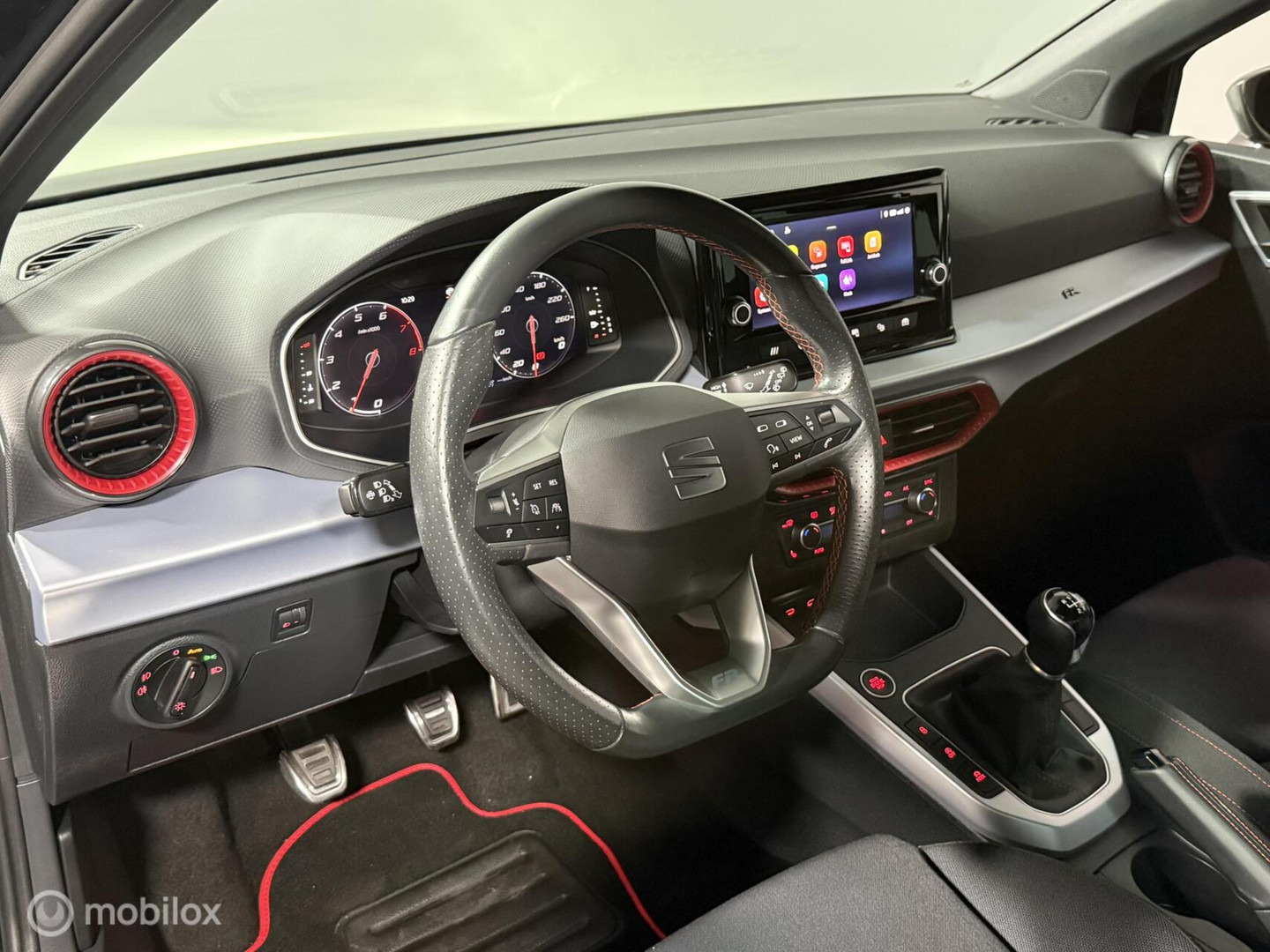 SEAT SEAT