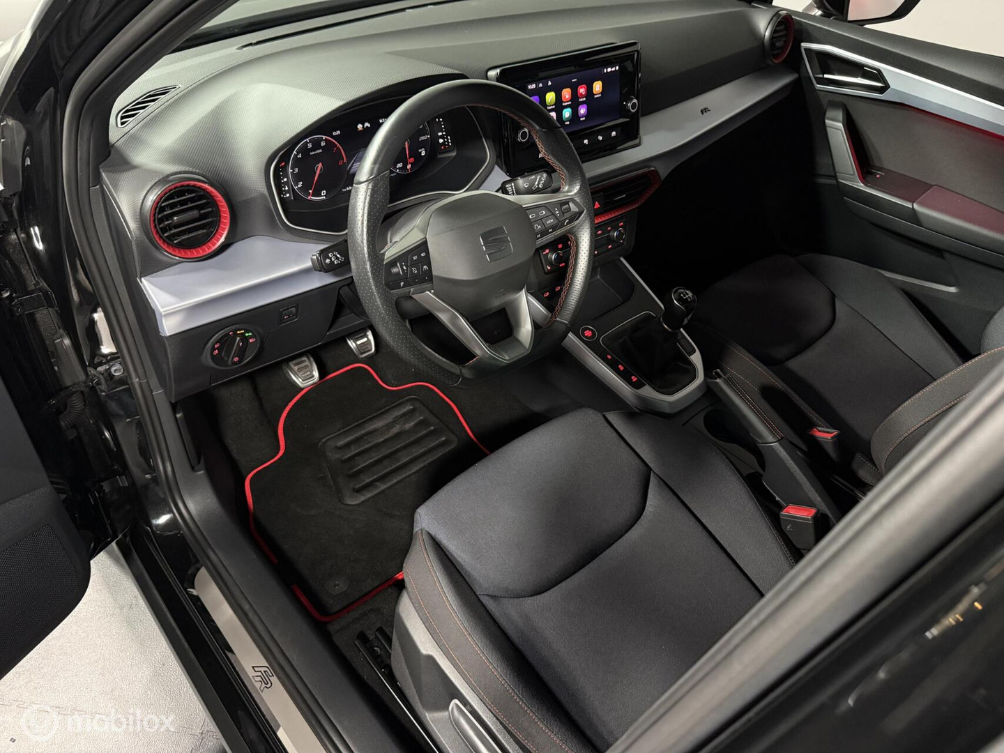 SEAT SEAT