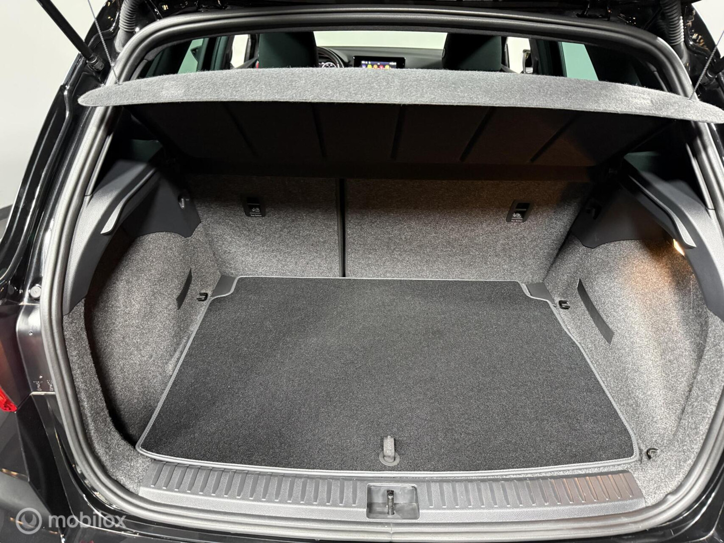 SEAT SEAT