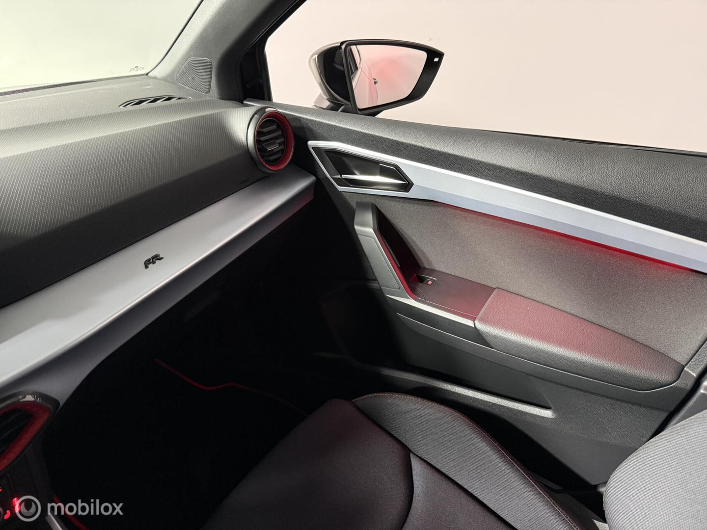 SEAT SEAT