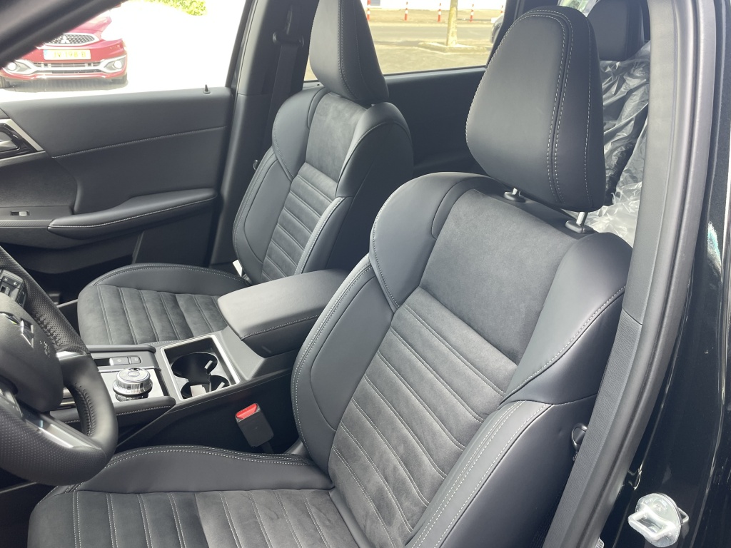 Mitsubishi Mitsubishi