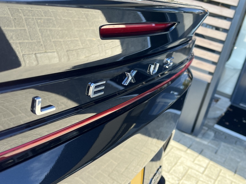 Lexus