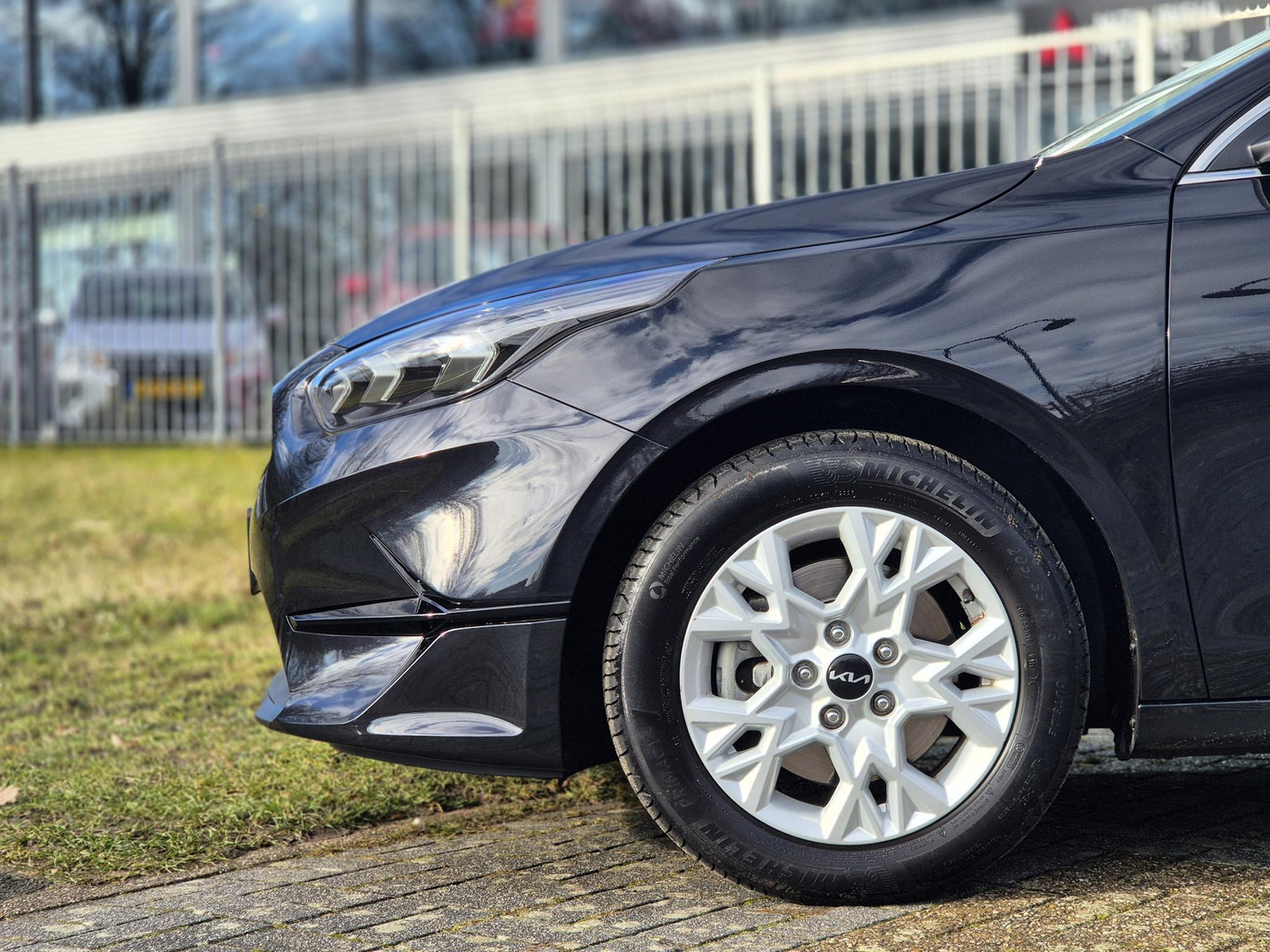 Kia