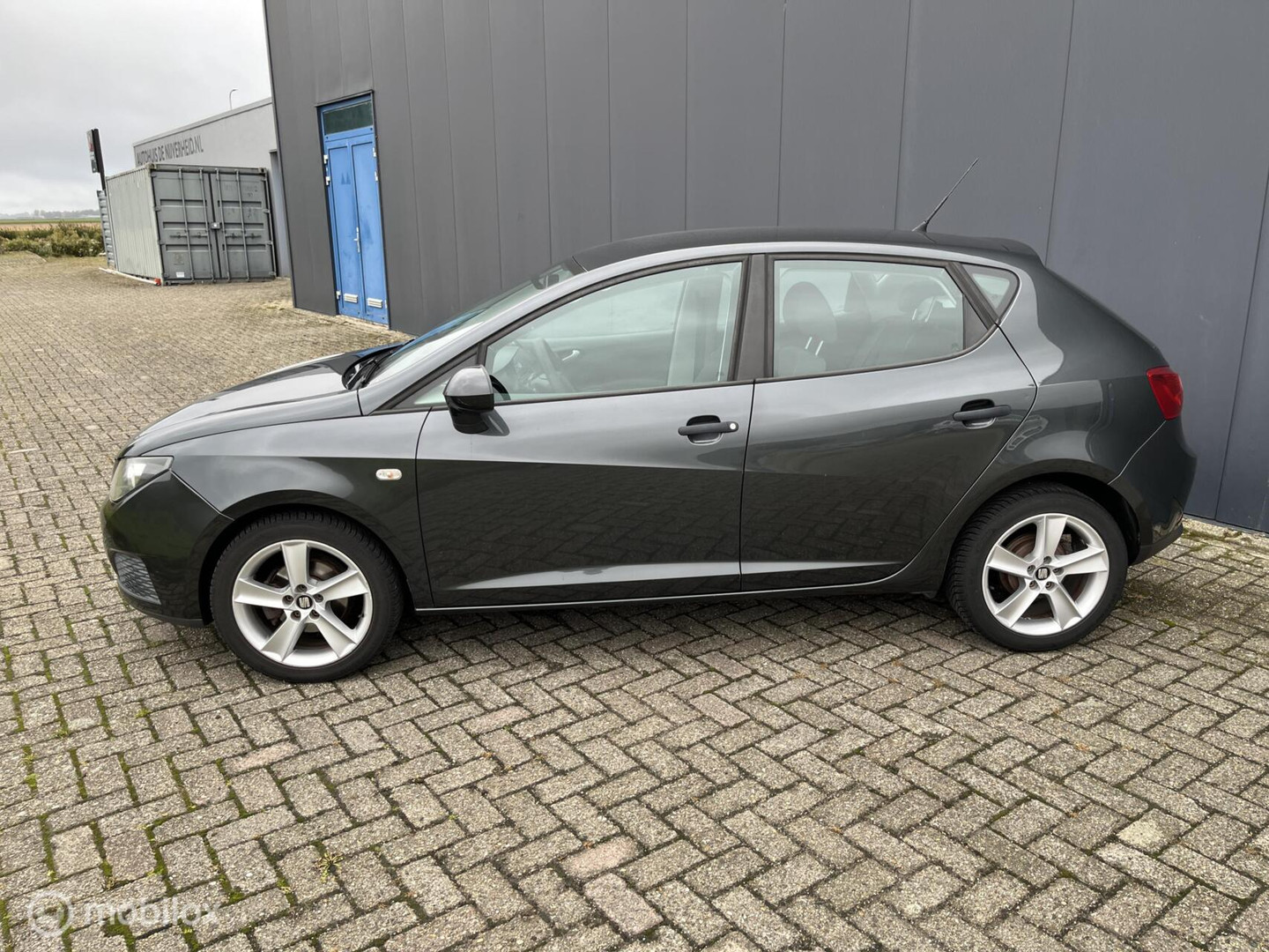 SEAT