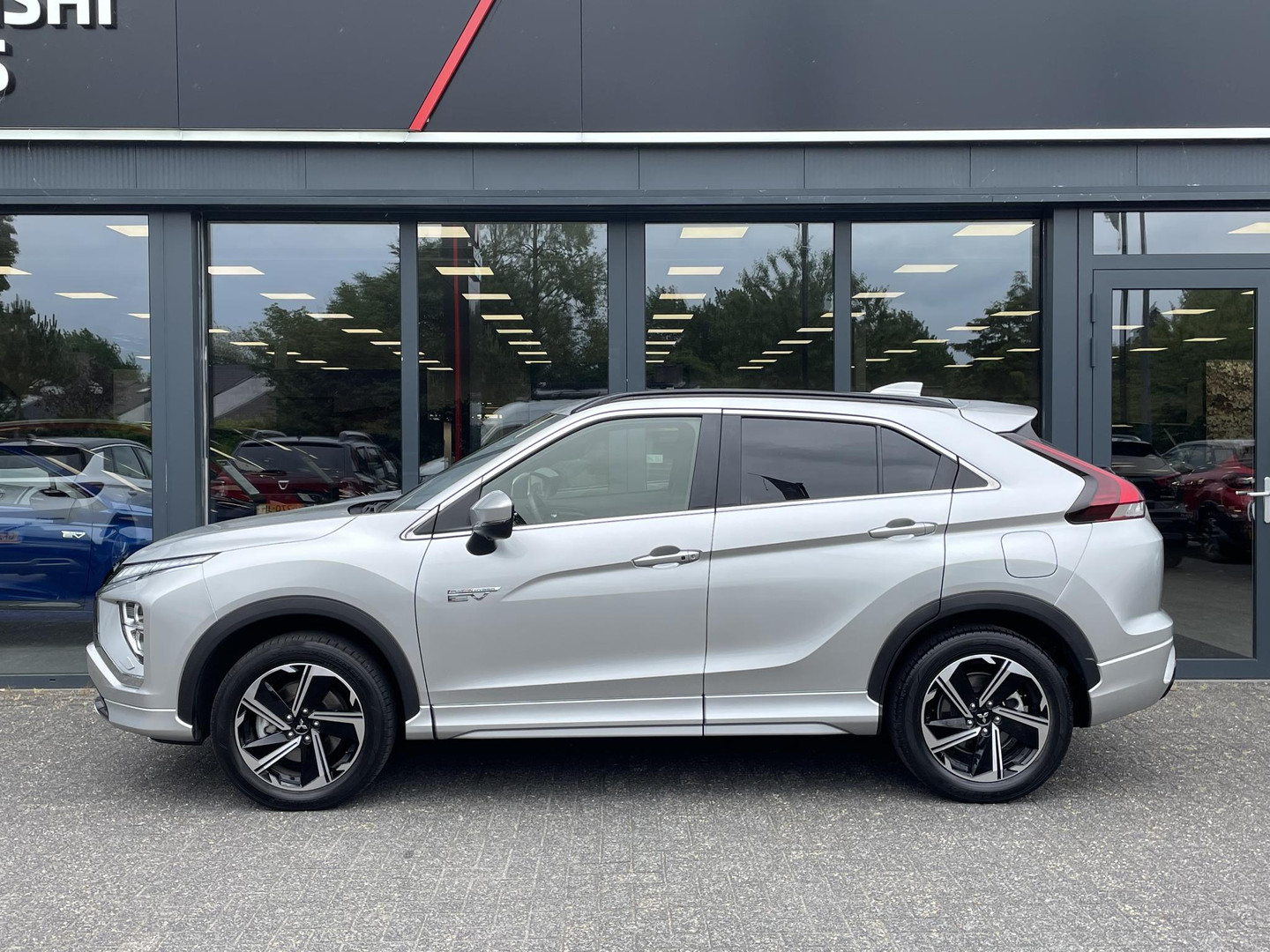 Mitsubishi Mitsubishi
