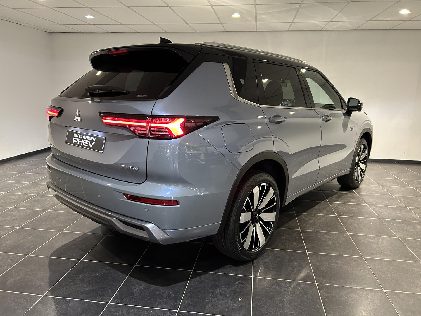 Mitsubishi Mitsubishi