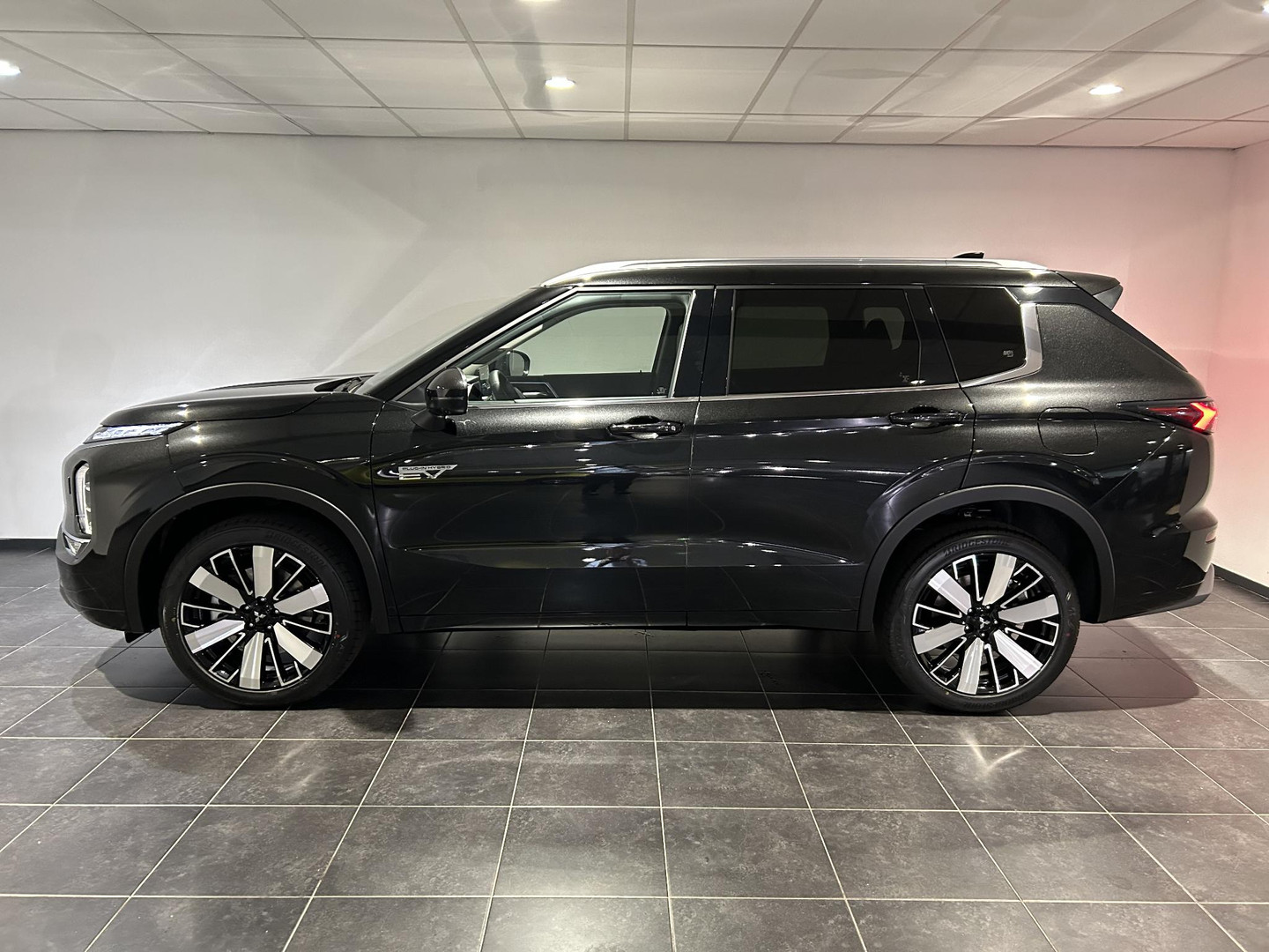 Mitsubishi Mitsubishi