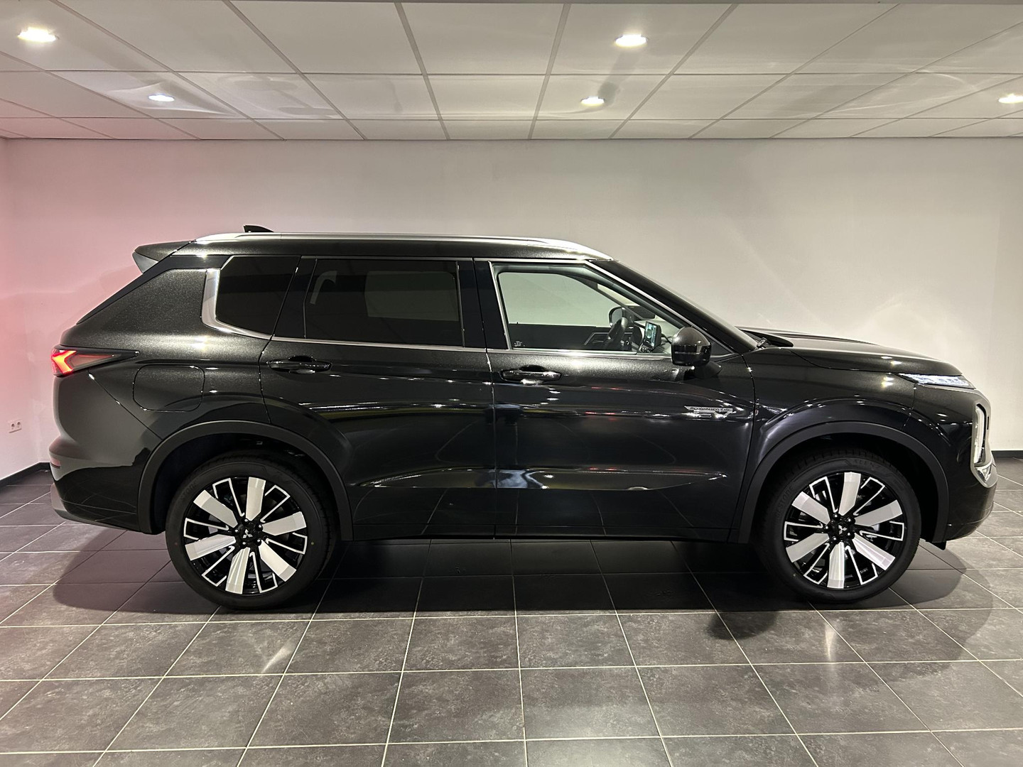 Mitsubishi Mitsubishi