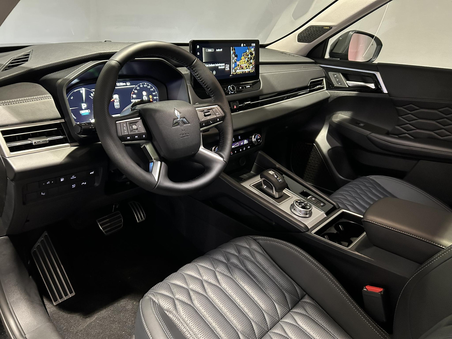 Mitsubishi Mitsubishi