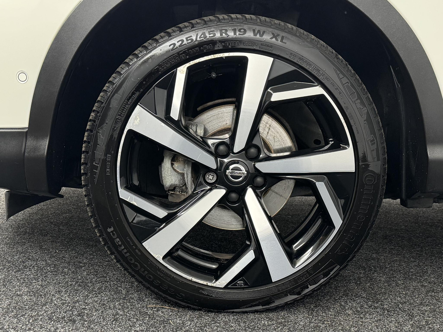 Nissan Nissan