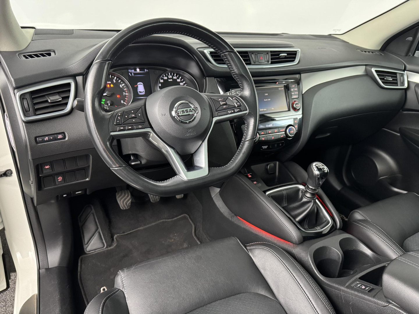 Nissan Nissan