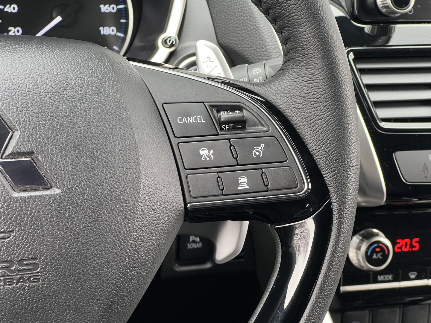 Mitsubishi Mitsubishi