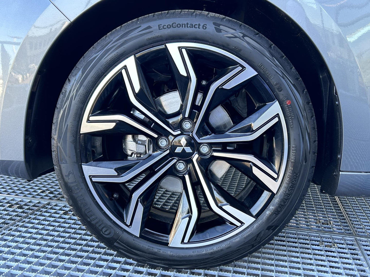 Mitsubishi Mitsubishi
