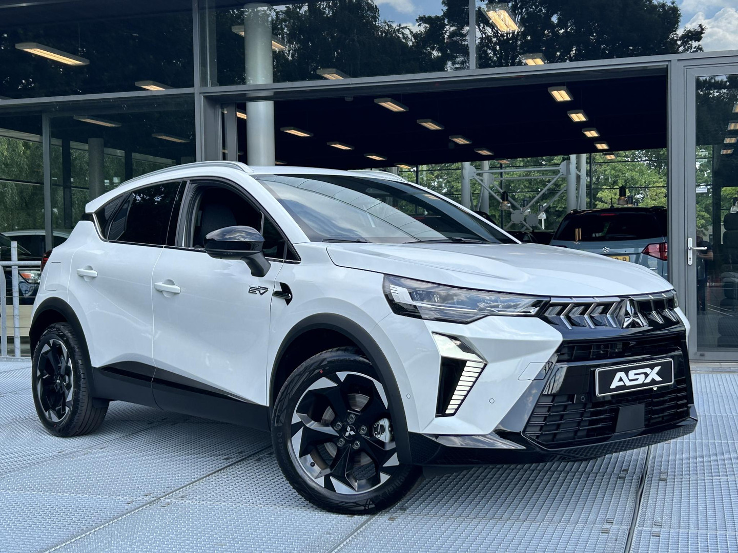Mitsubishi Mitsubishi
