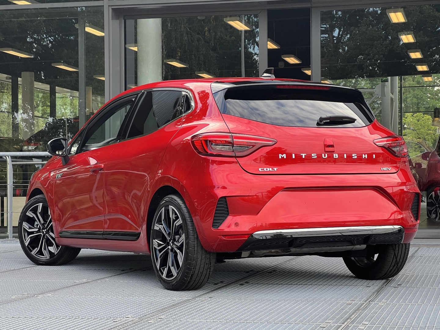 Mitsubishi Mitsubishi