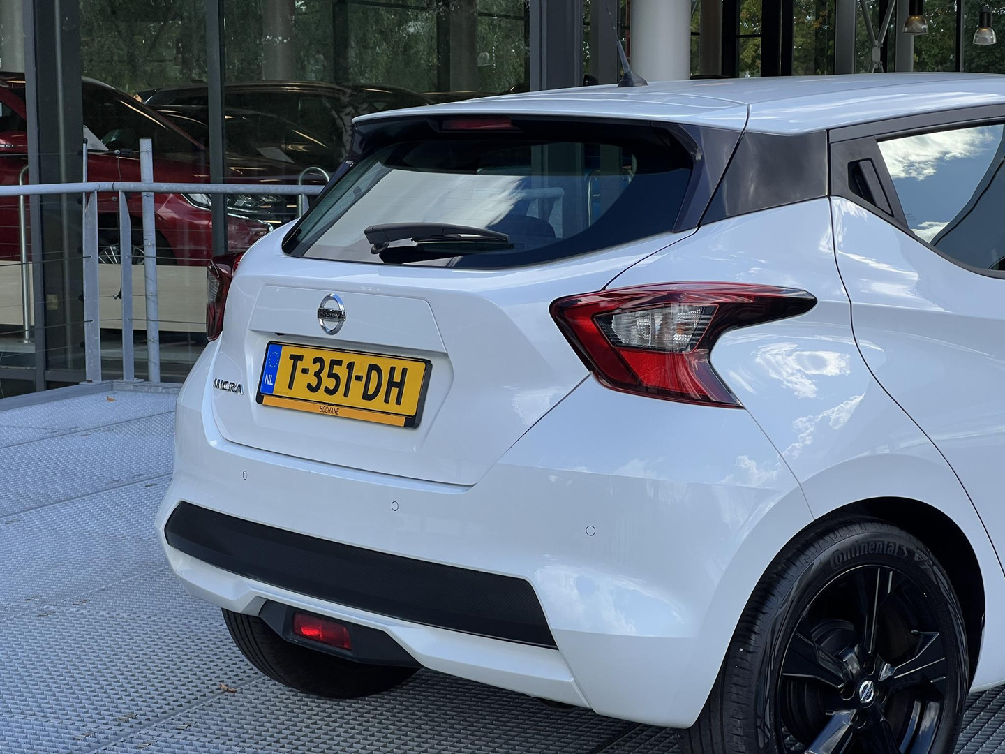 Nissan Nissan