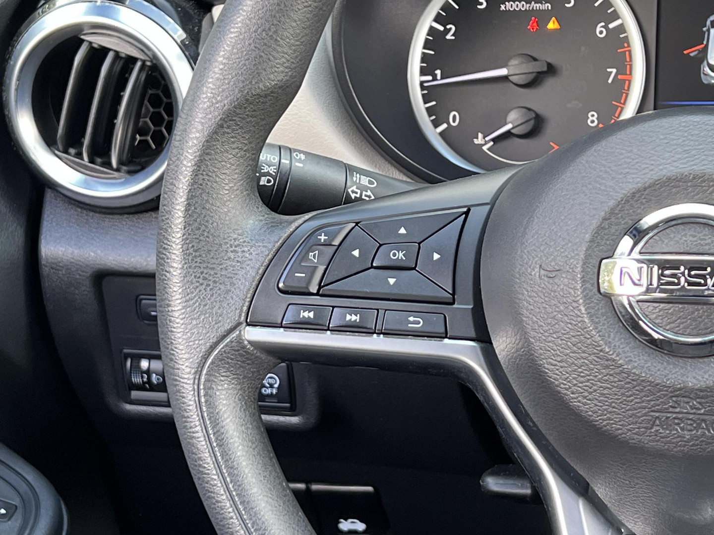 Nissan Nissan