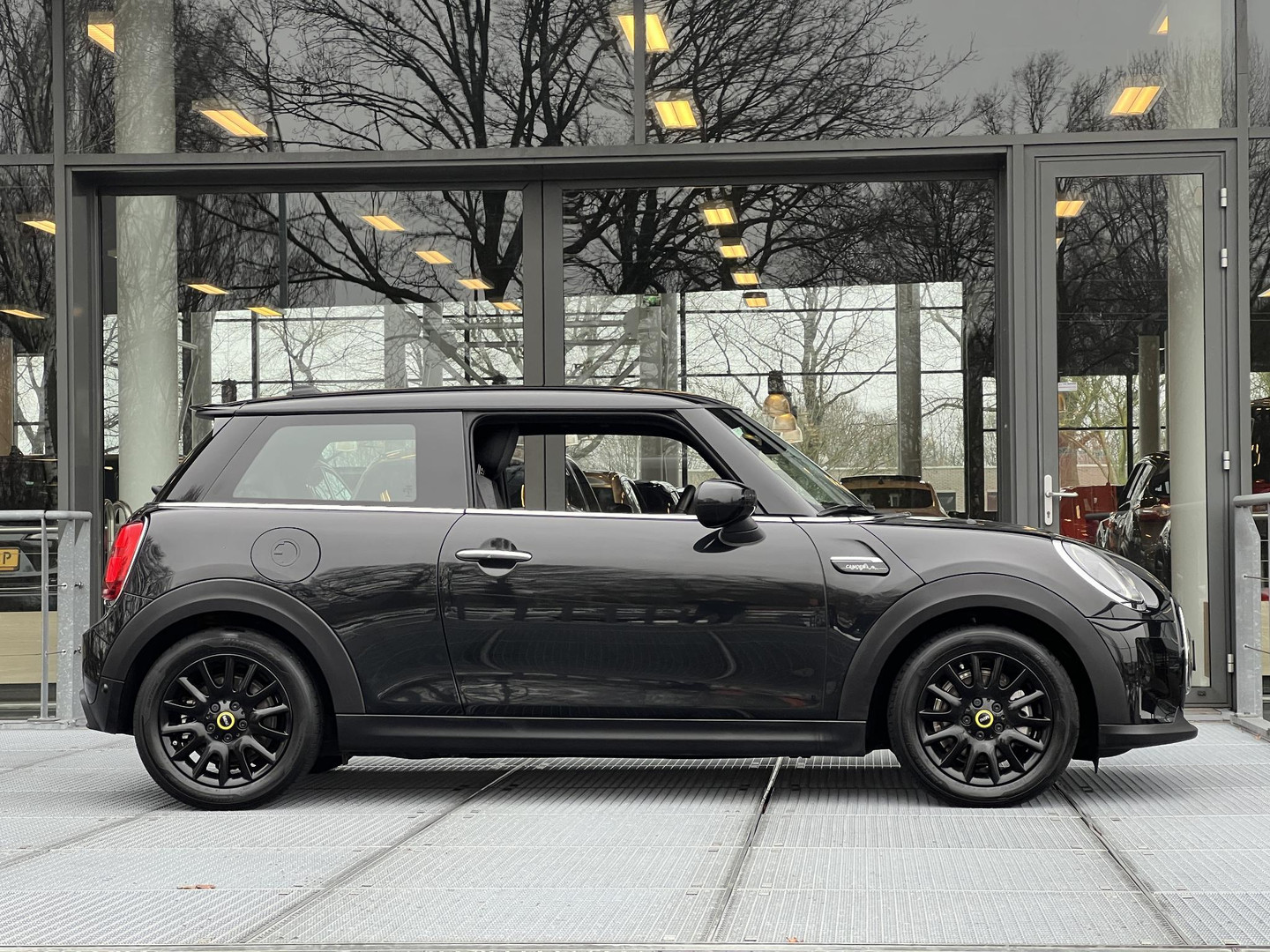 MINI