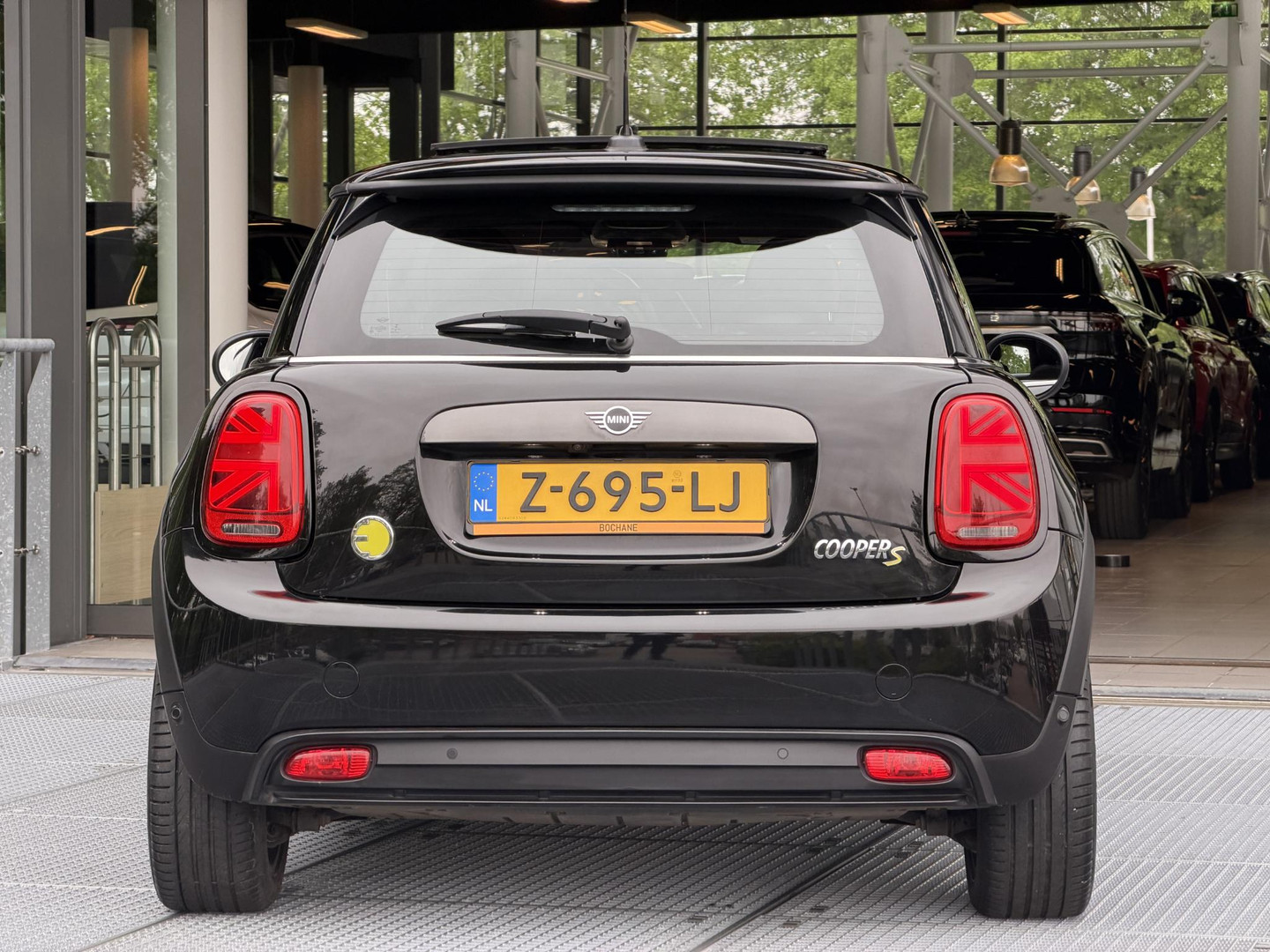 MINI