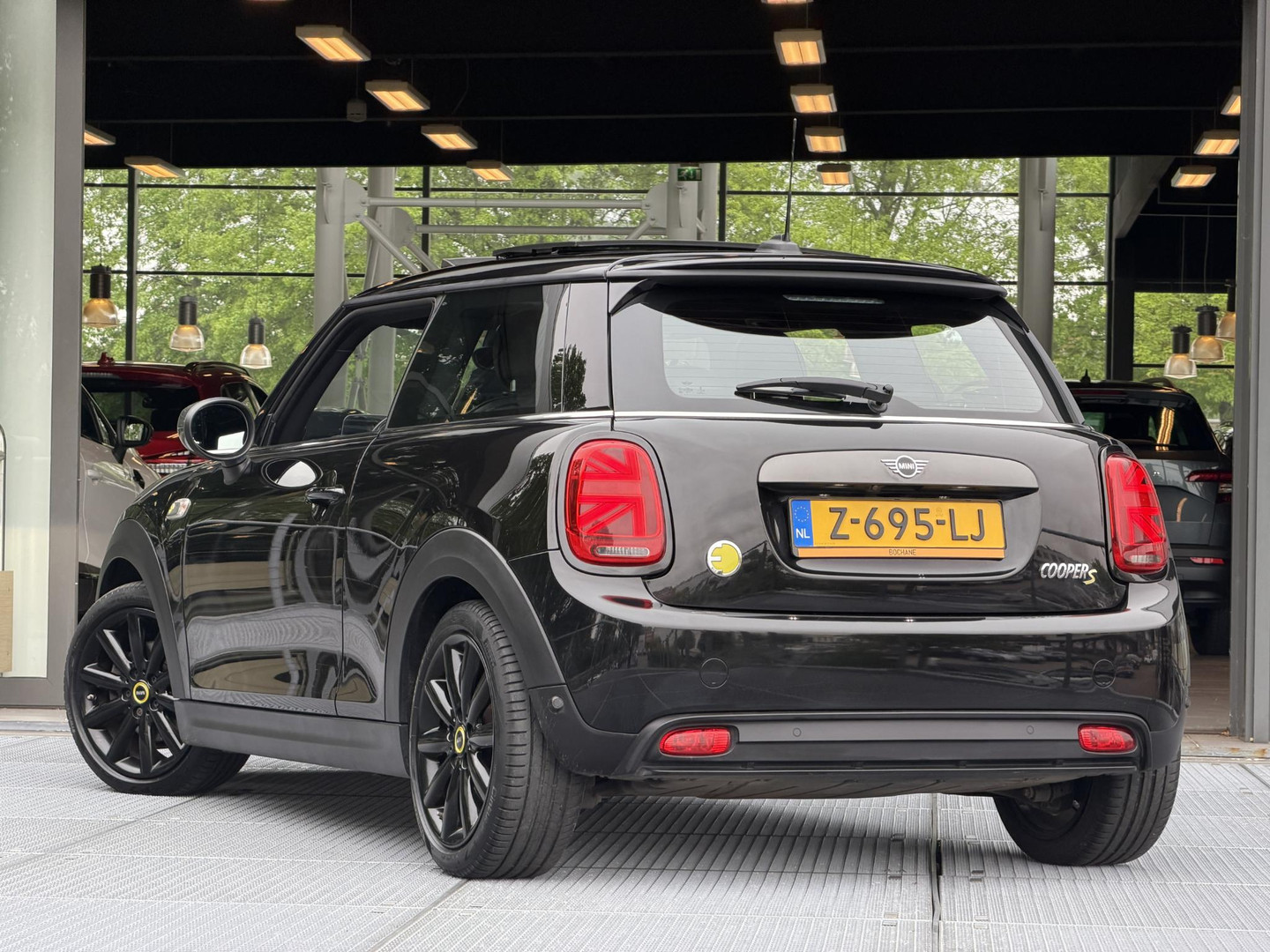 MINI