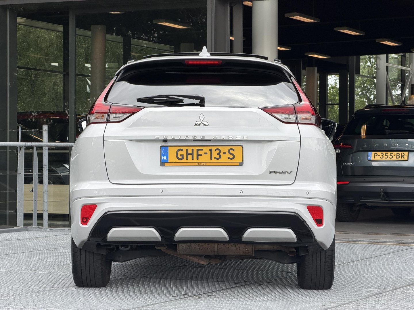 Mitsubishi Mitsubishi