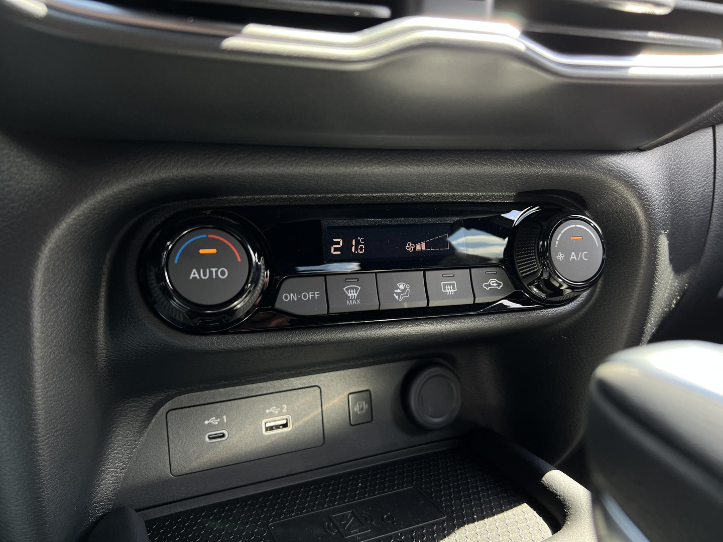Nissan Nissan
