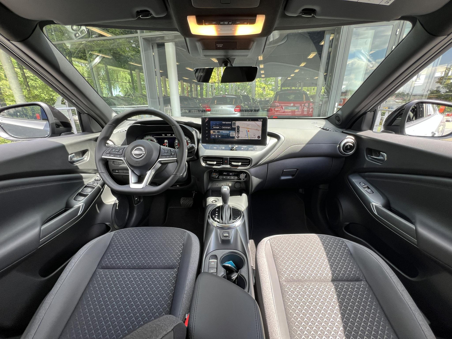 Nissan Nissan