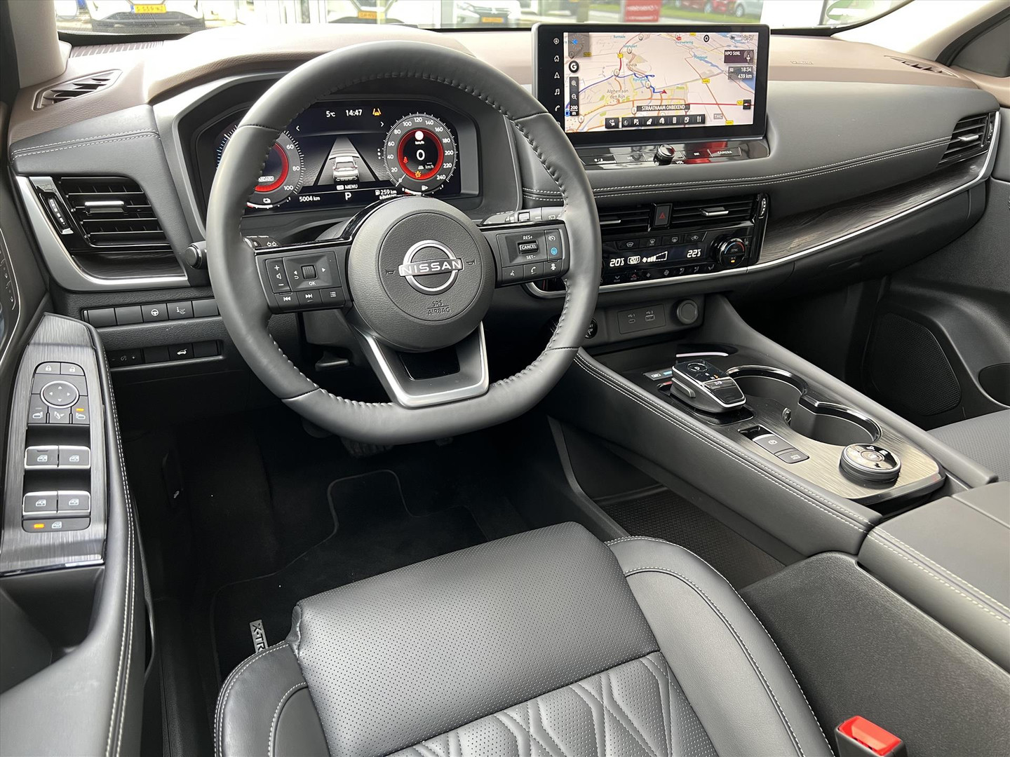 Nissan Nissan