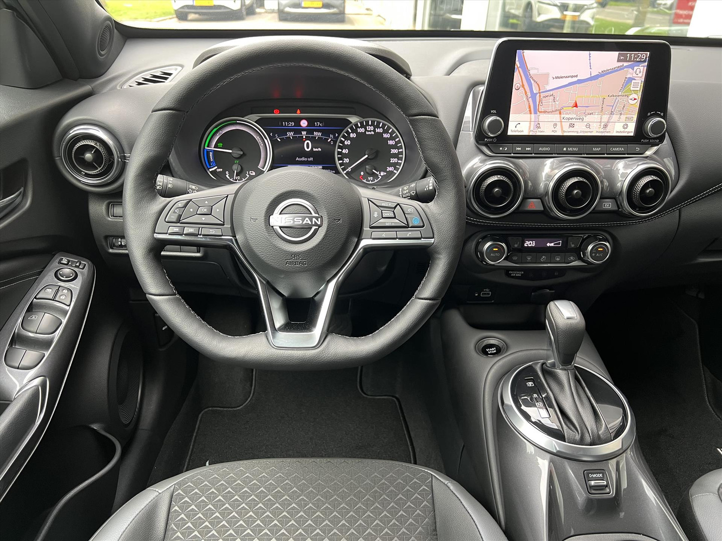 Nissan Nissan