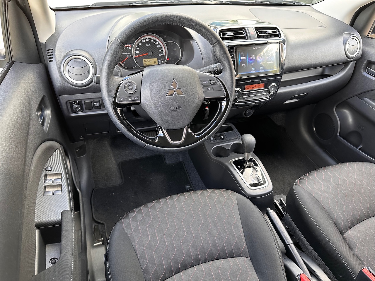 Mitsubishi Mitsubishi