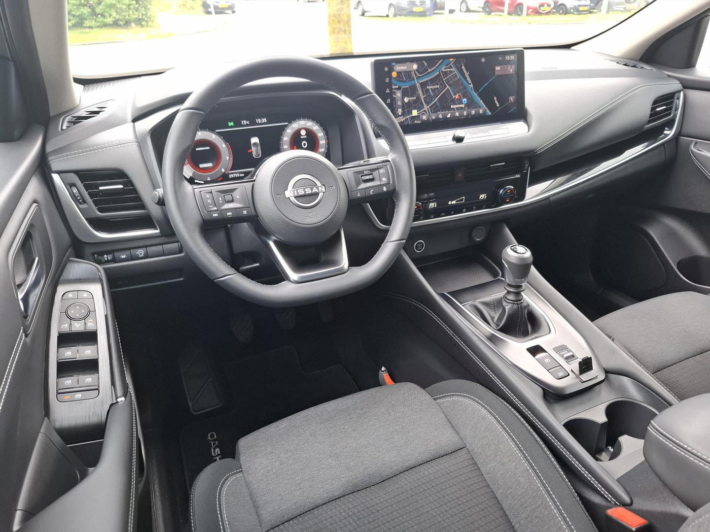 Nissan Nissan
