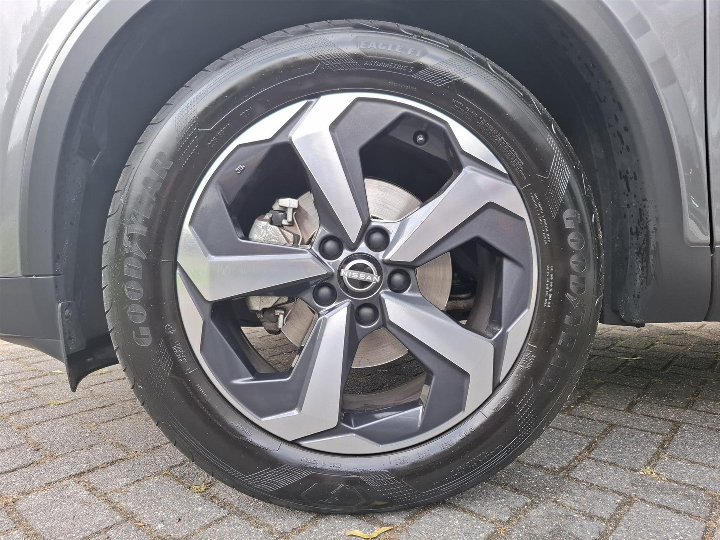 Nissan Nissan