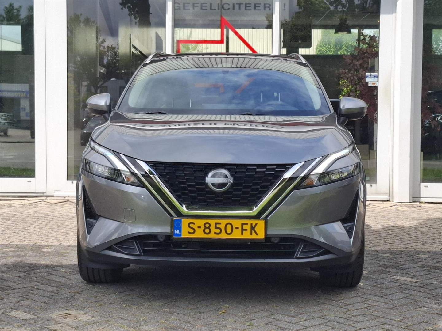 Nissan Nissan