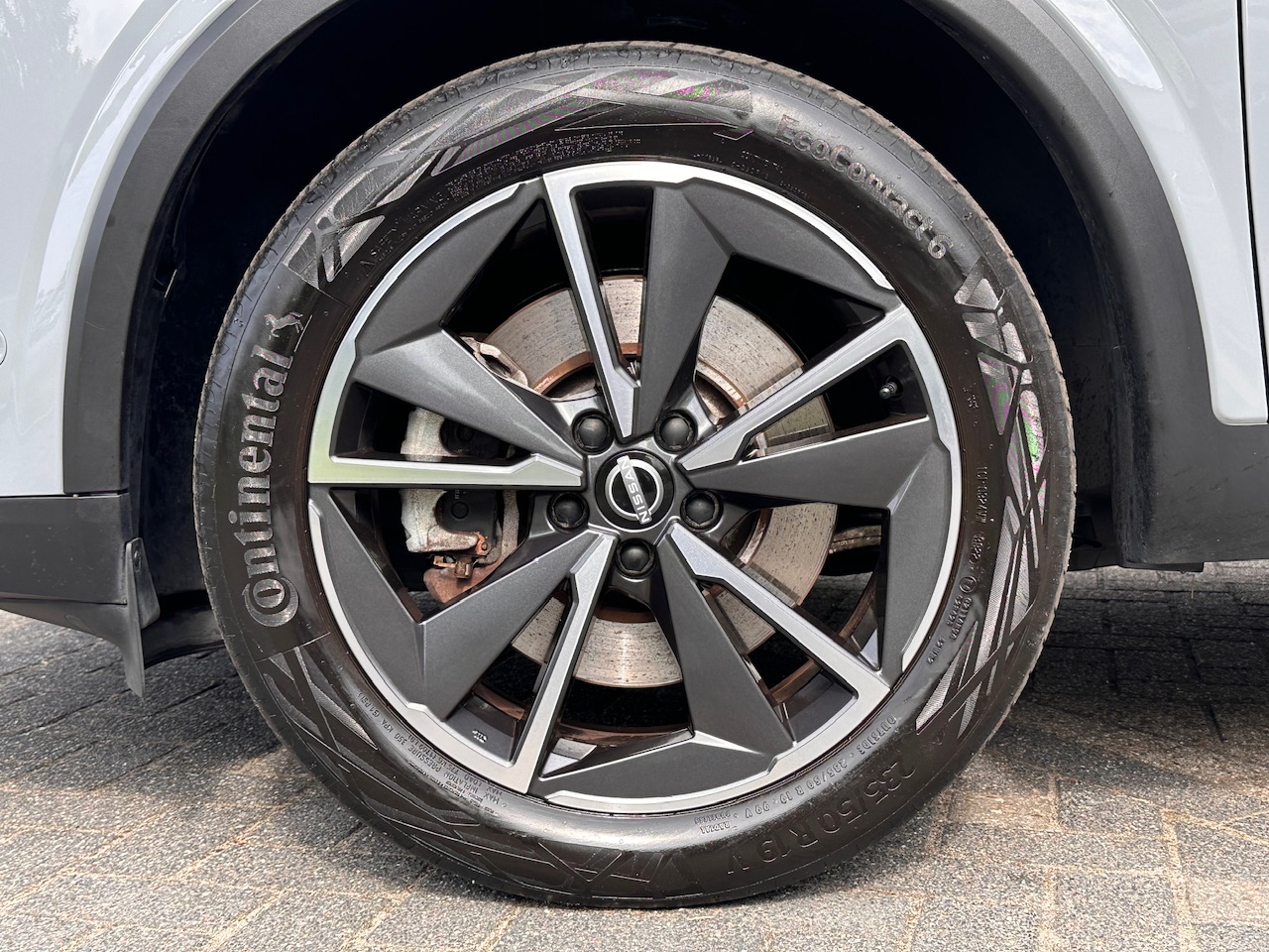 Nissan Nissan