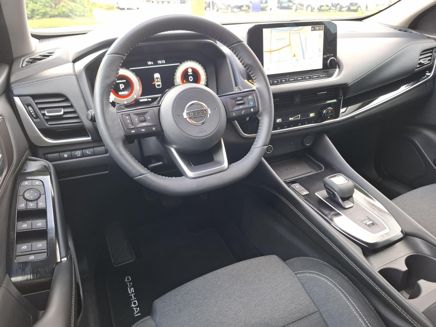 Nissan Nissan