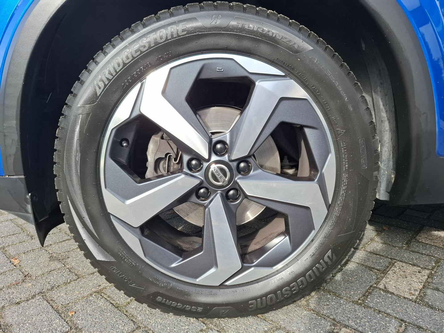 Nissan Nissan