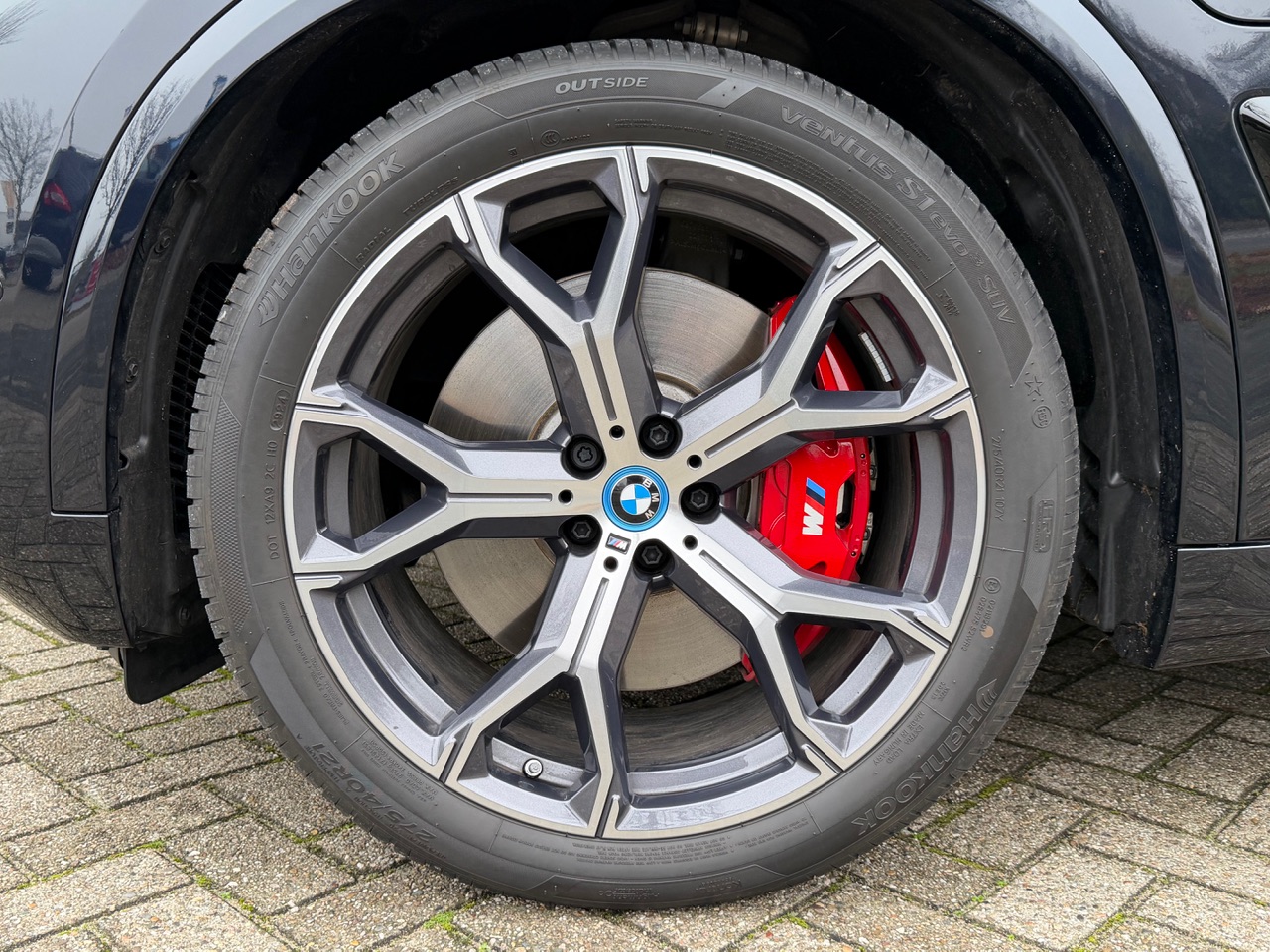BMW BMW