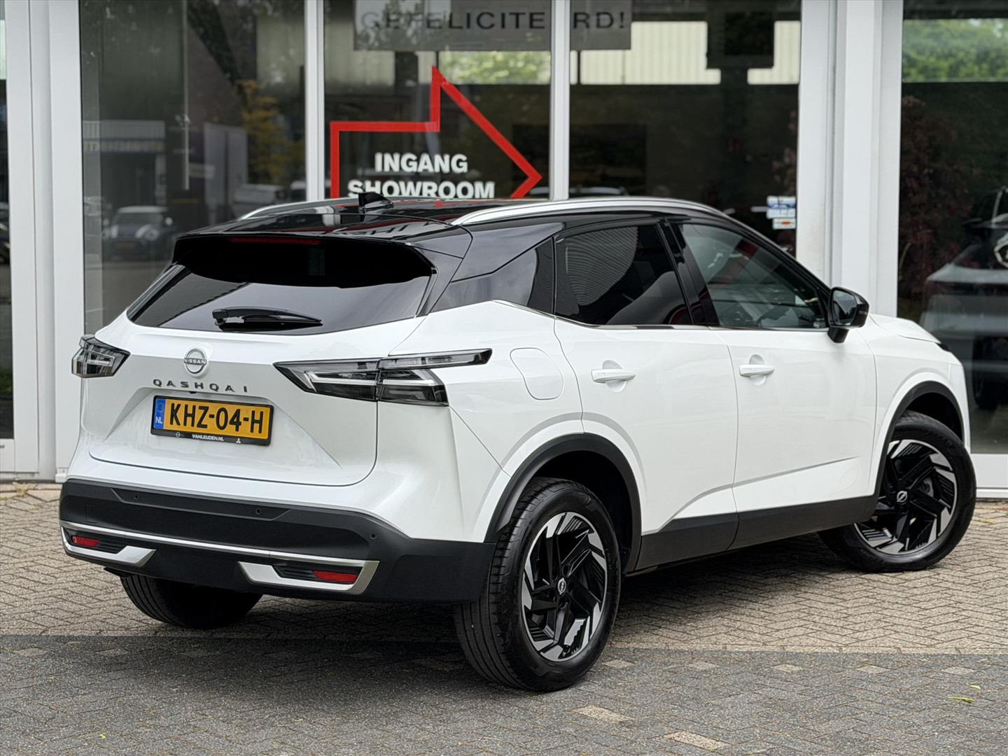 Nissan Nissan
