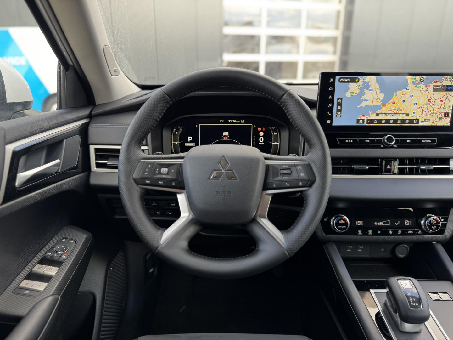 Mitsubishi Mitsubishi