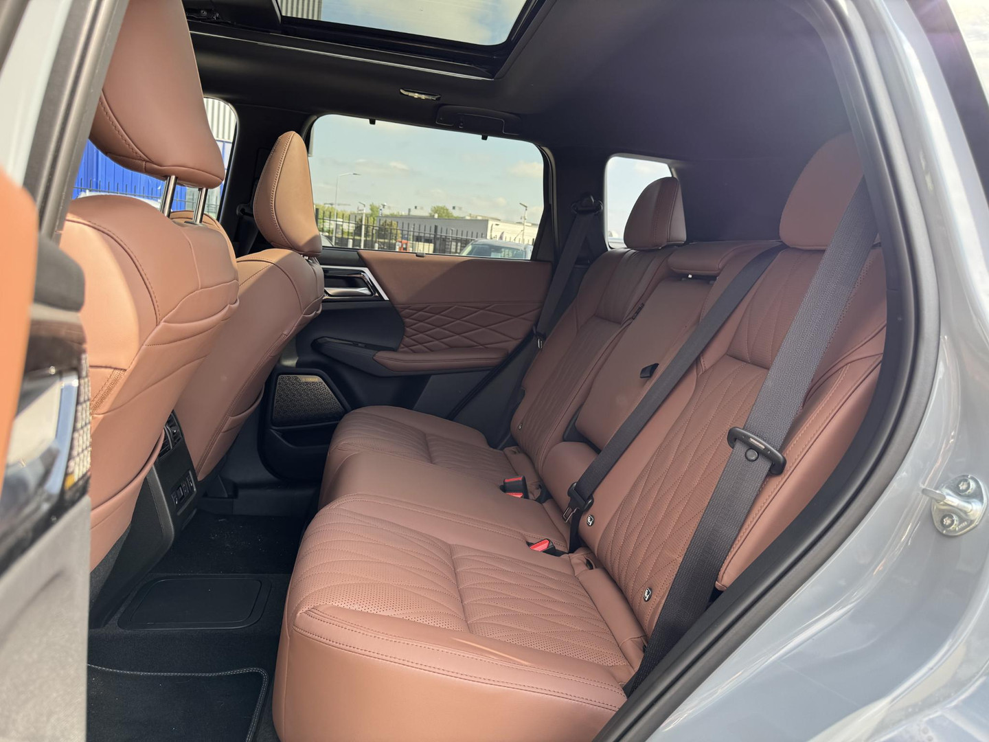 Mitsubishi Mitsubishi